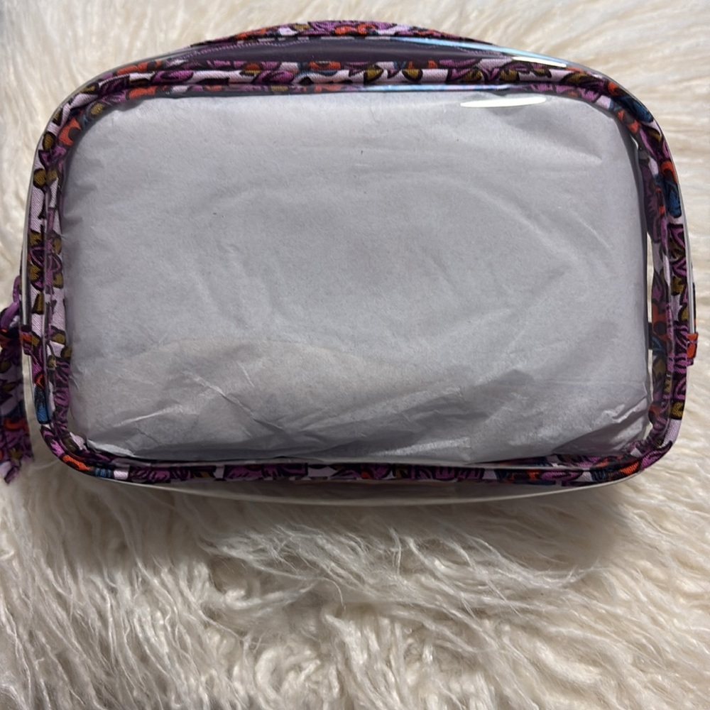 NWT! Vera Bradley belt bag! - Picture 2 of 5